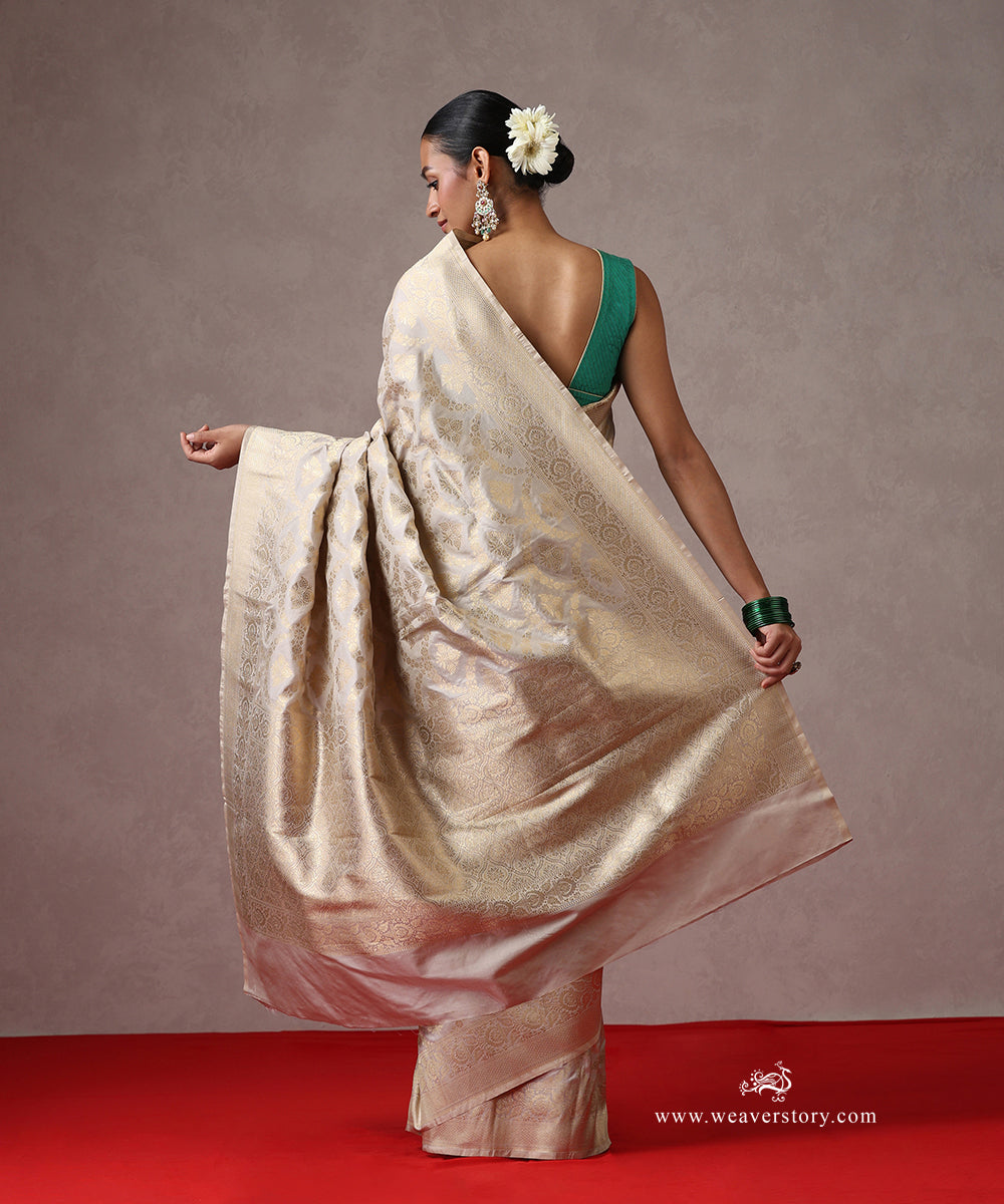 Handloom_Beige_Pure_Katan_Silk_Banarasi_Saree_With_Cutwork_Floral_Jaal_WeaverStory_03