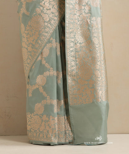 Handloom_Ice_Blue_Pure_Katan_Silk_Banarasi_Saree_With_Cutwork_Floral_Jaal_WeaverStory_04