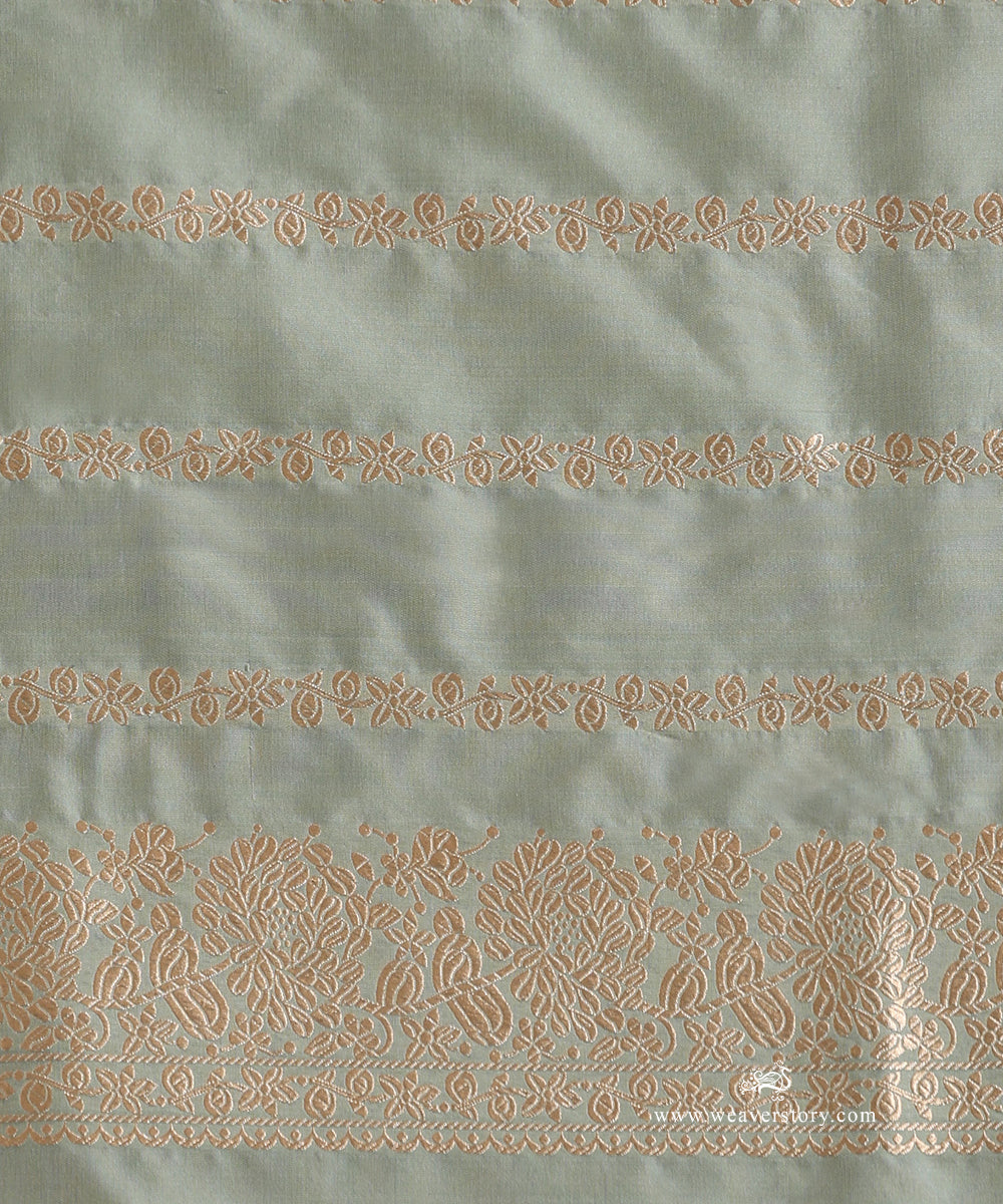 Handloom_Ice_Blue_Pure_Katan_Silk_Banarasi_Saree_With_Cutwork_Floral_Jaal_WeaverStory_05