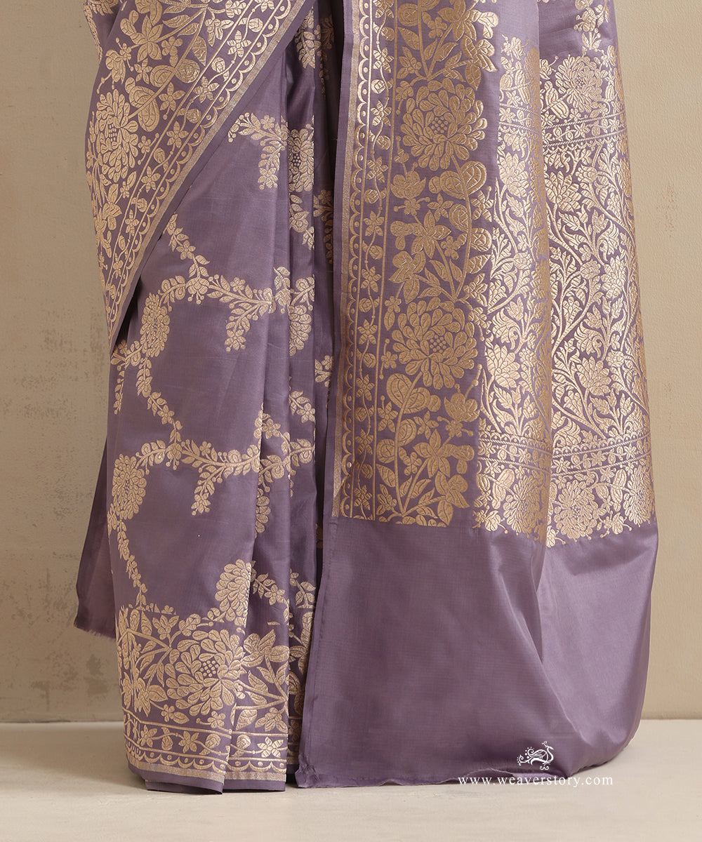 Handloom_Mauve_Pure_Katan_Silk_Banarasi_Saree_With_Cutwork_Floral_Jaal_WeaverStory_04