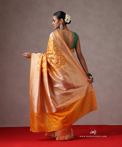 Handloom_Yellow_Pure_Katan_Silk_Banarasi_Saree_With_Cutwork_Floral_Jaal_And_Meenakai_WeaverStory_03