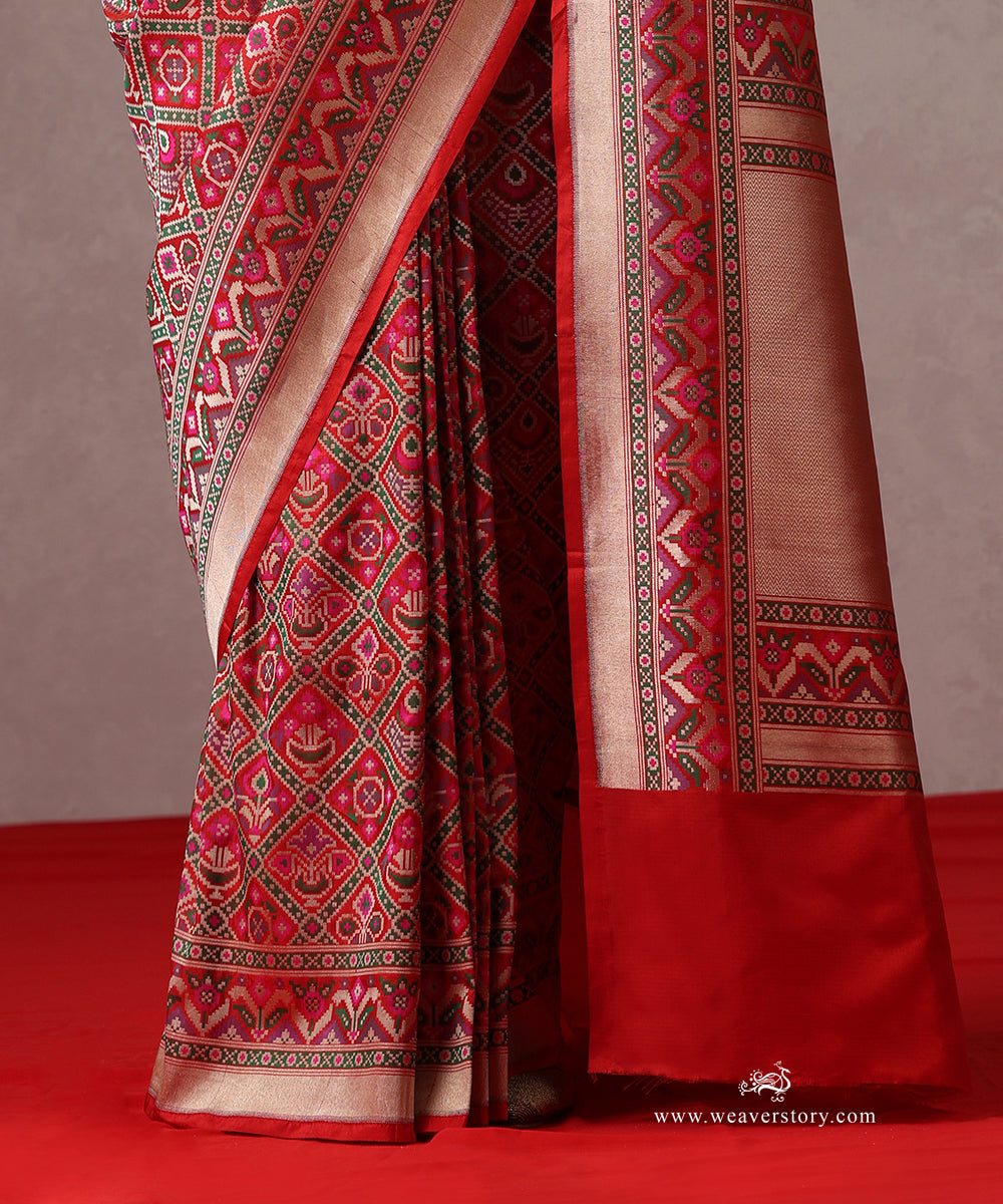 Handloom_Red_Pure_Katan_Silk_Banarasi_Patola_Saree_WeaverStory_04