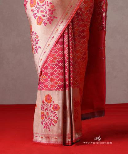 Pink_Handloom_Pure_Katan_Silk_Banarasi_Patola_Saree_With_Paithani_Border_And_Pallu_WeaverStory_04