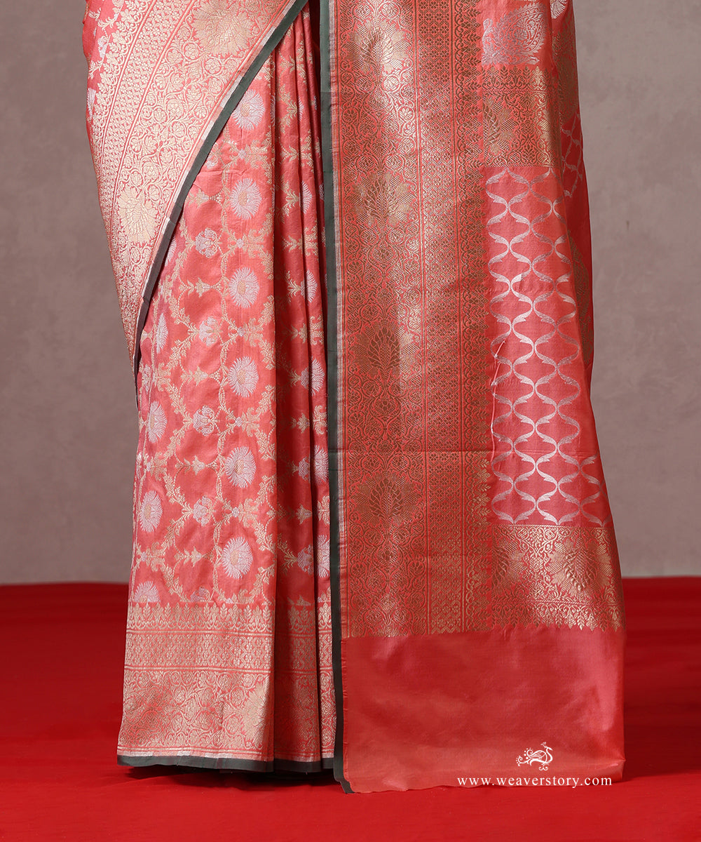 Peach_Handloom_Pure_Katan_Silk_Banarasi_Saree_With_Sona_Rupa_Zari_Jaal_With_Green_Selvedge_WeaverStory_04