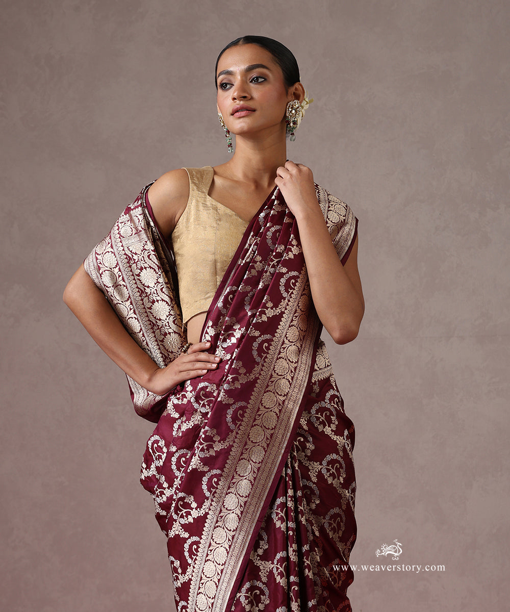 Wine_Handloom_Pure_Katan_Silk_Banarasi_Saree_With_Sona_Rupa_Cutwork_Zari_Jaal_WeaverStory_01