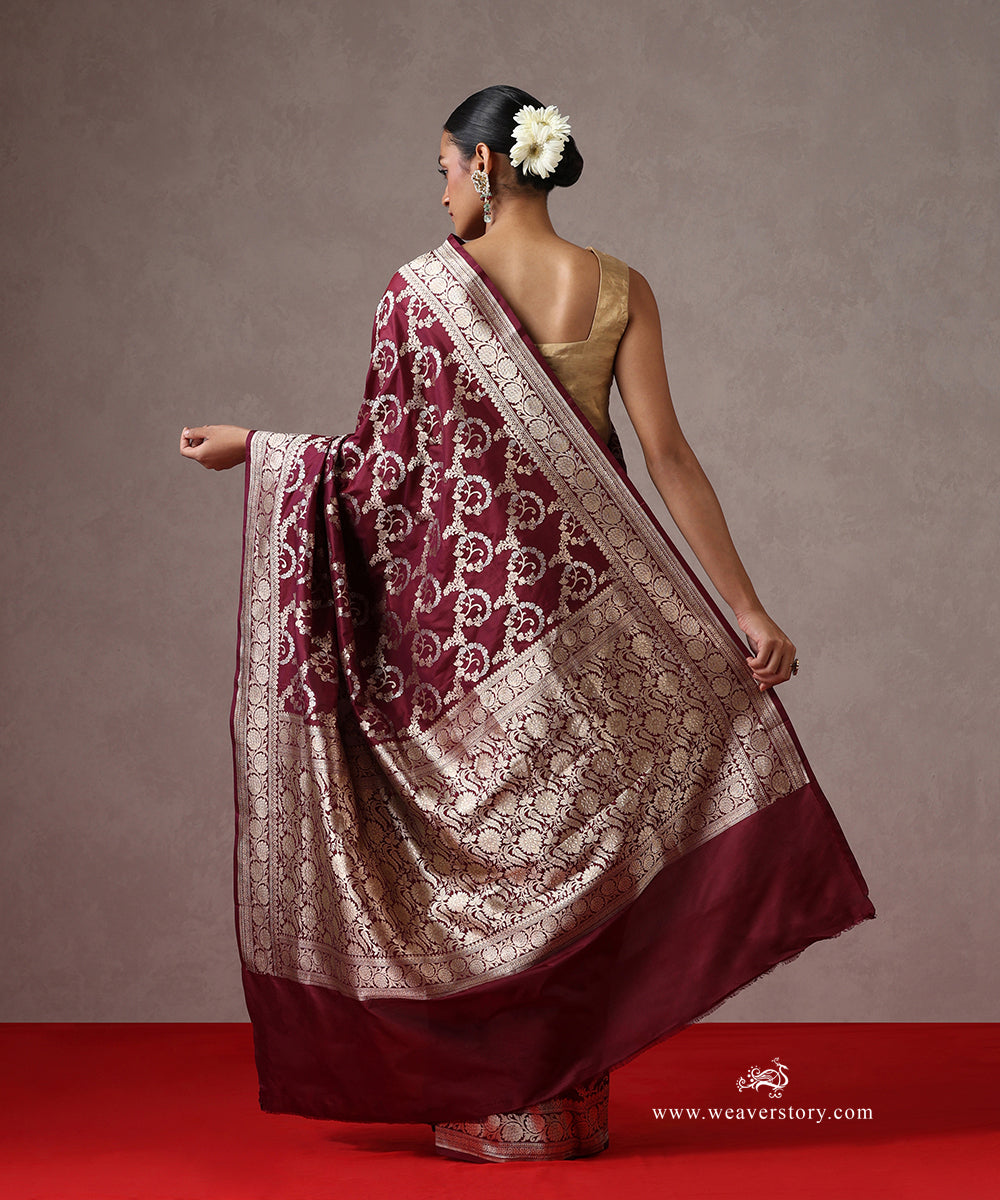 Wine_Handloom_Pure_Katan_Silk_Banarasi_Saree_With_Sona_Rupa_Cutwork_Zari_Jaal_WeaverStory_03