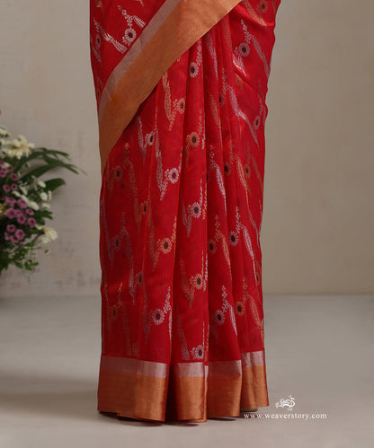 Handloom_Red_Pure_Silk_Chanderi_Saree_With_Bhutta_Jaal_And_Green_Meena_WeaverStory_04