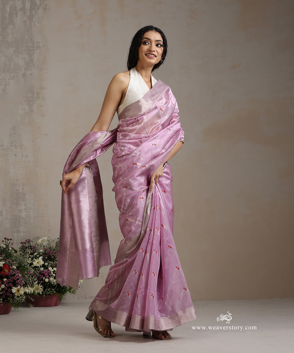 Handloom_Mauve_Pure_Silk_Chanderi_Saree_With_Silve_Zari_Zig_Zag_Motif_And_Red_Meena_WeaverStory_02