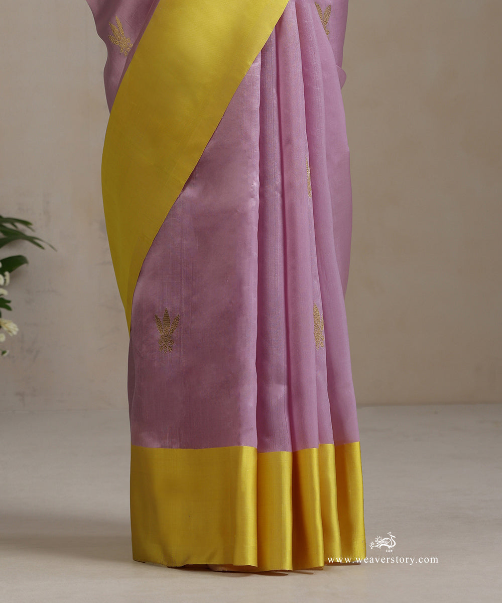 Mauve_Handloom_Pure_Silk_Chanderi_Saree_With_Gold_Zari_Flower_Boota_And_Lemon_Mashroo_Border_WeaverStory_04