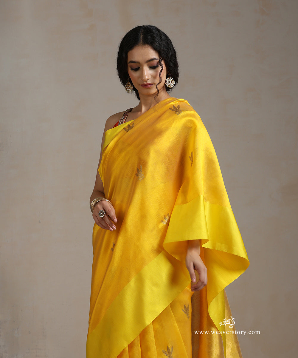 Yellow_Handloom_Pure_Silk_Chanderi_Saree_With_Gold_Zari_Flower_Boota_WeaverStory_01