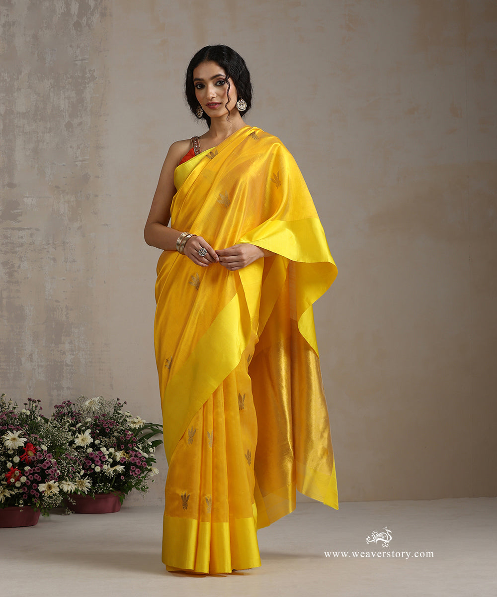 Yellow_Handloom_Pure_Silk_Chanderi_Saree_With_Gold_Zari_Flower_Boota_WeaverStory_02