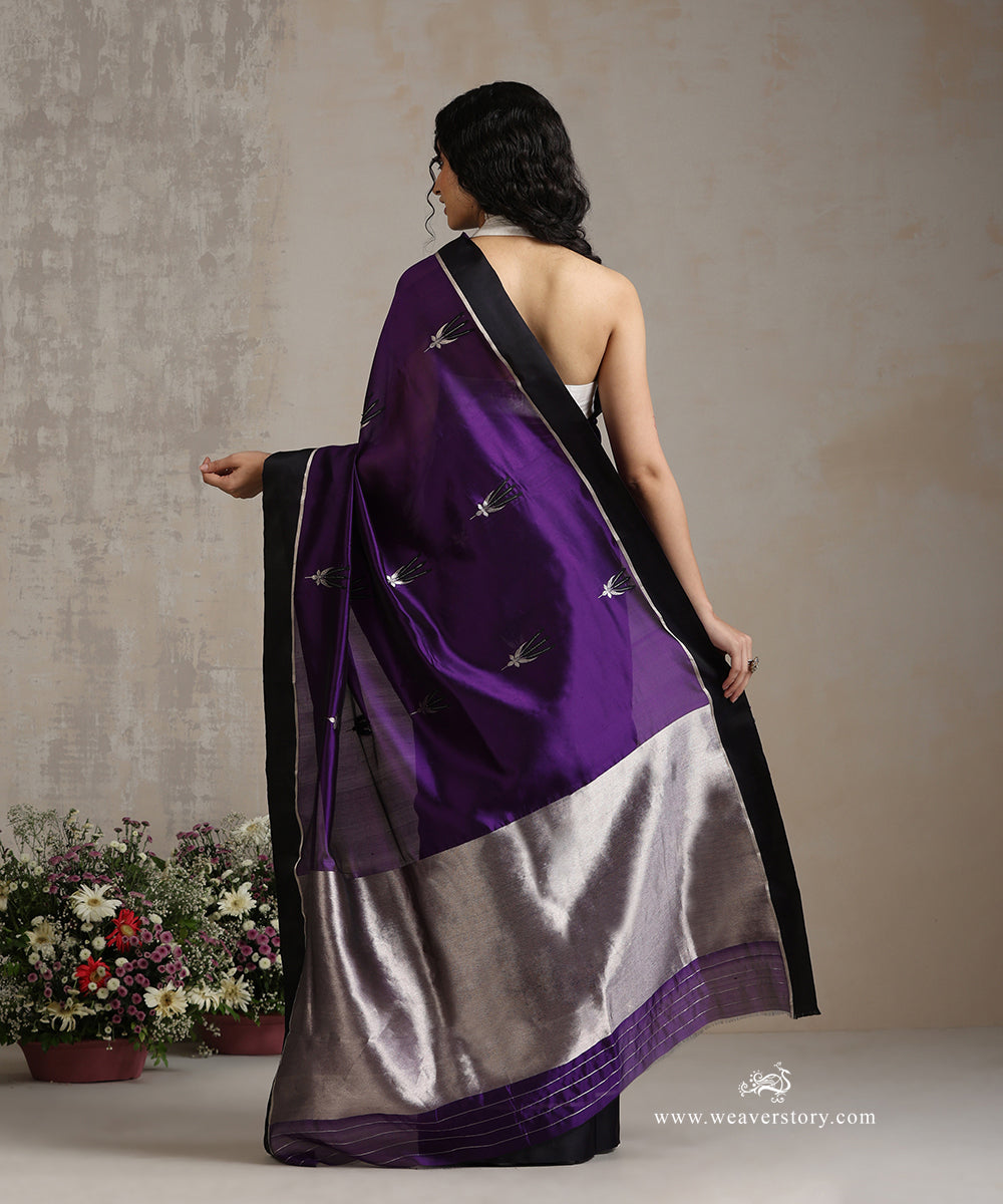 Handloom_Purple_Soft_Silk_Chanderi_Saree_With_Corn_Motif_And_Black_Border_WeaverStory_03