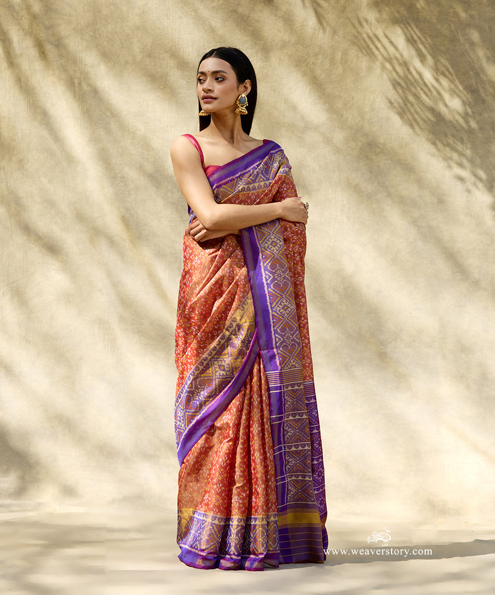 Handloom_Rust_And_Purple_Pure_Mulberry_Silk_Ikat_Patola_Saree_With_Gold_Tissue_Border_WeaverStory_01