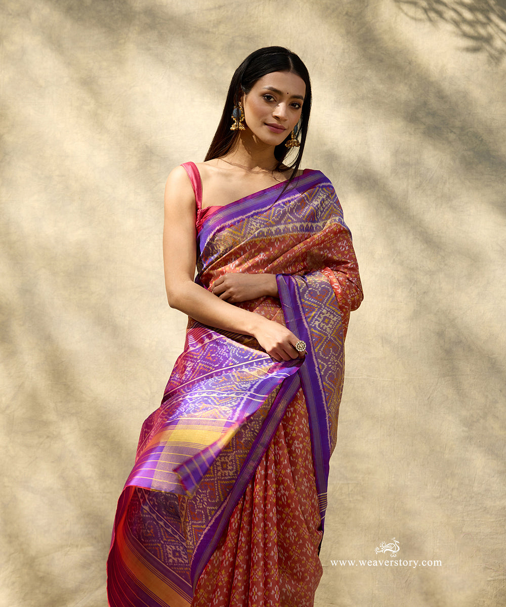 Handloom_Rust_And_Purple_Pure_Mulberry_Silk_Ikat_Patola_Saree_With_Gold_Tissue_Border_WeaverStory_02