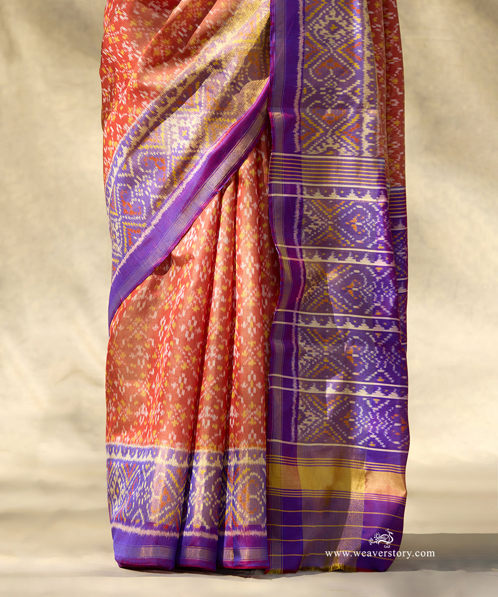 Handloom_Rust_And_Purple_Pure_Mulberry_Silk_Ikat_Patola_Saree_With_Gold_Tissue_Border_WeaverStory_04