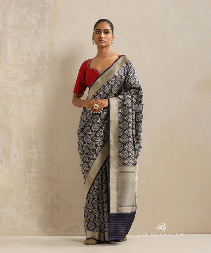 Handloom_Purple_Pure_Katan_Silk_Kimkhab_Shikargah_Banarasi_Saree_With_Deer_Motifs_WeaverStory_02