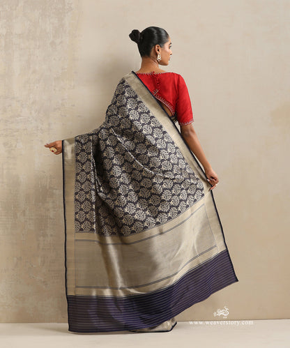 Handloom_Purple_Pure_Katan_Silk_Kimkhab_Shikargah_Banarasi_Saree_With_Deer_Motifs_WeaverStory_03