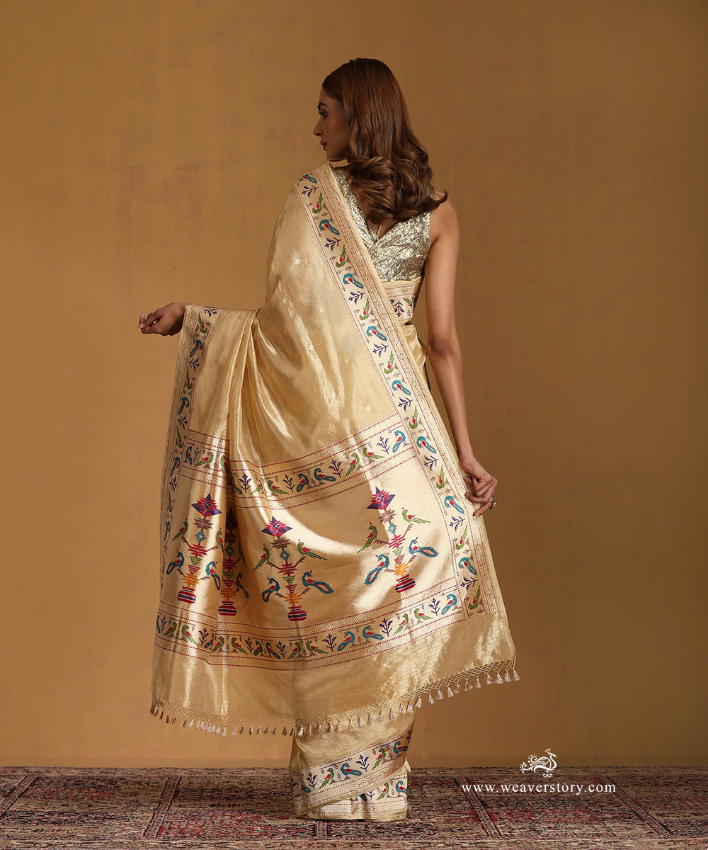 Gold_Handloom_Pure_Tissue_Silk_Banarasi_Saree_With_Paithani_Border_Palla_WeaverStory_03