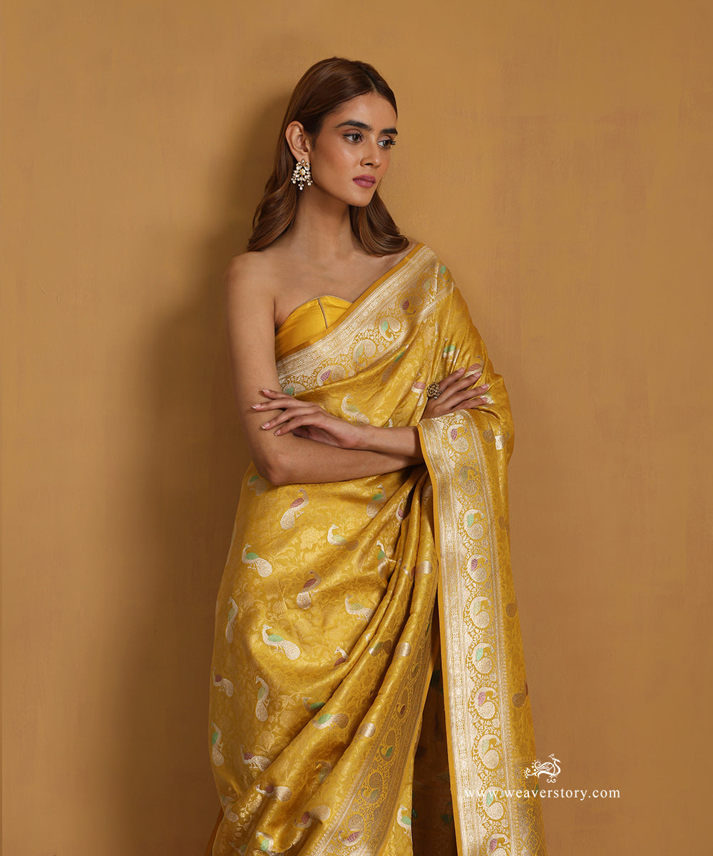 Mustard_Handloom_Pure_Katan_Silk_Zari_Tanchoi_Banarasi_Saree_With_Peacock_Meena_Motifs_WeaverStory_02