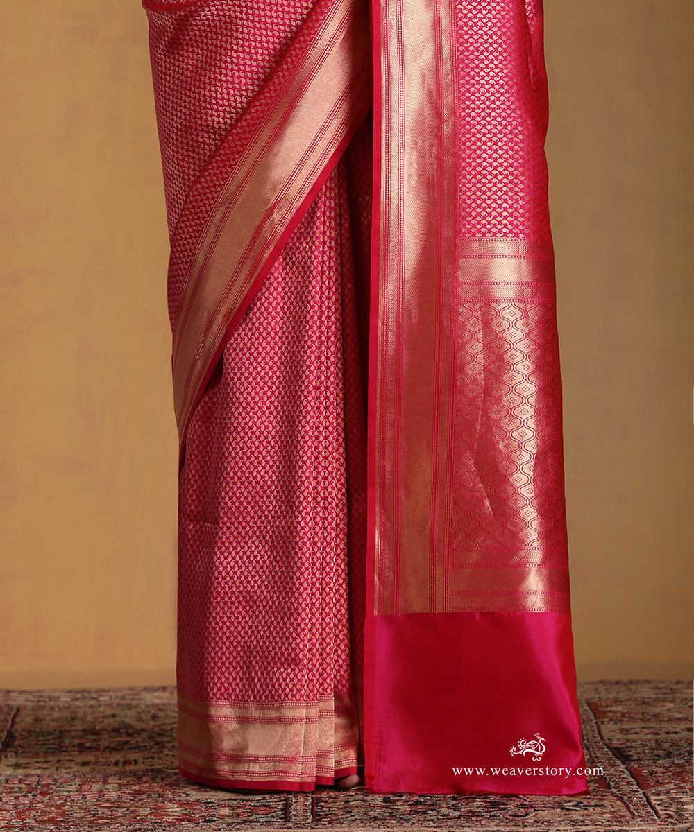 Rani_Pink_Handloom_Pure_Katan_Silk_Zari_Tanchoi_Banarasi_Saree_With_Small_Paisley_WeaverStory_04