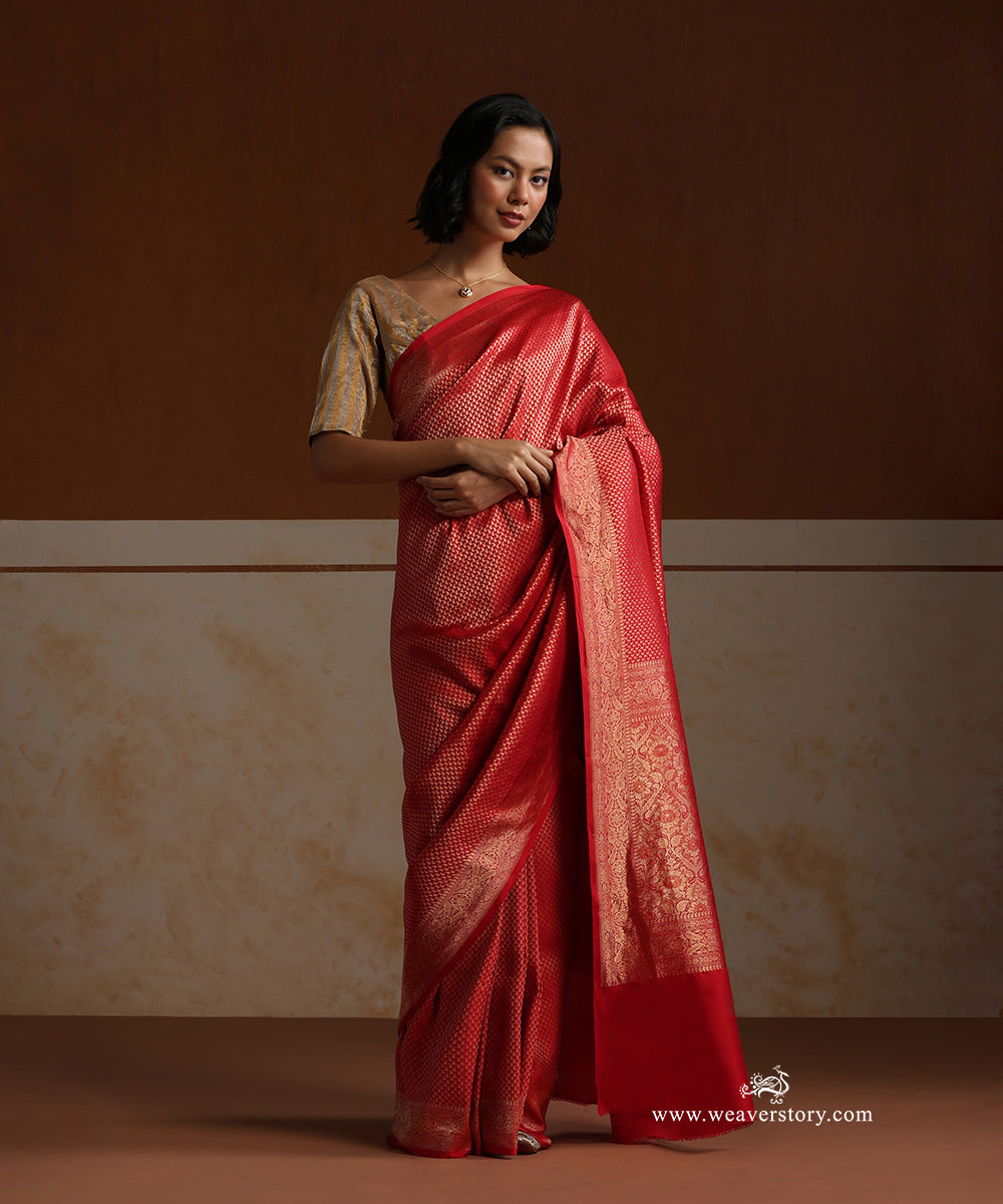 Red_Handloom_Pure_Katan_Silk_Banarasi_Saree_With_Zari_Tanchoi_With_Small_Paisley_WeaverStory_01