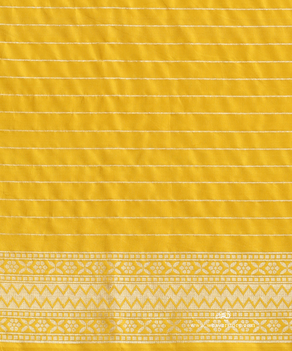 Yellow_Handloom_Pure_Katan_Silk_Kimkhab_Banarasi_Saree_WeaverStory_05