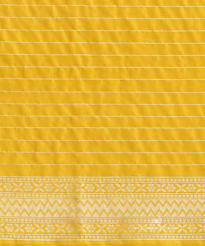 Yellow_Handloom_Pure_Katan_Silk_Kimkhab_Banarasi_Saree_WeaverStory_05