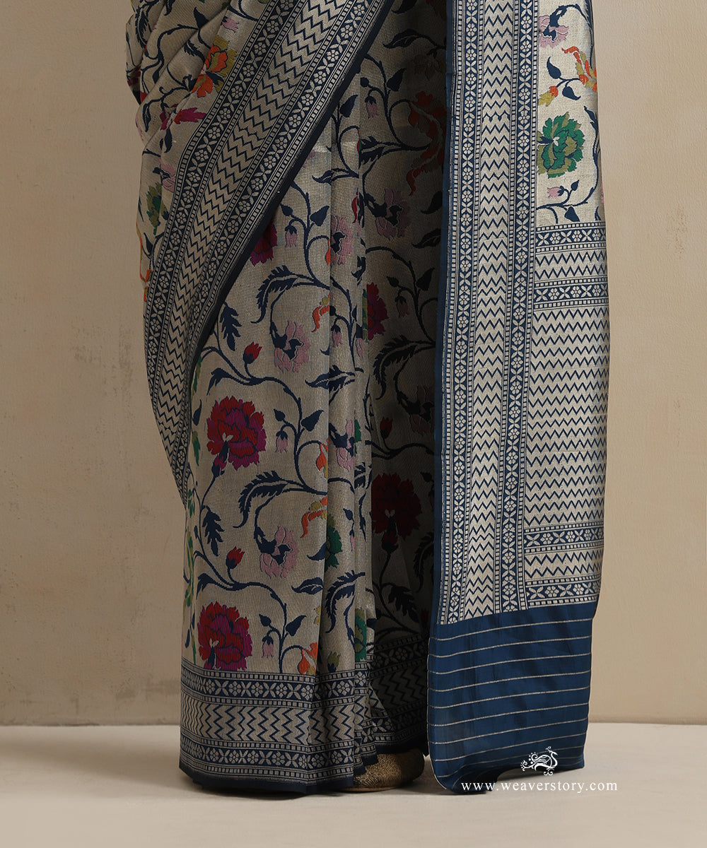 Navy_Blue_Handloom_Pure_Katan_Silk_Kimkhab_Banarasi_Saree_WeaverStory_04