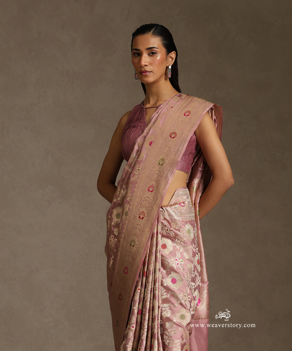 Handloom_Baby_Pink_Pure_Katan_Silk_Banarasi_Saree_With_Sona_Rupa_Jaal_And_Meenakari_WeaverStory_01