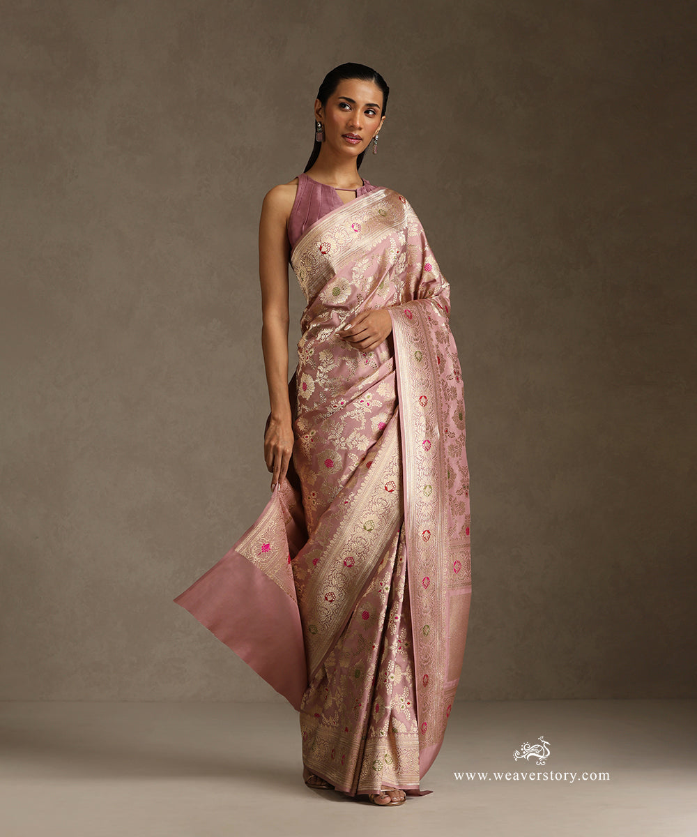 Handloom_Baby_Pink_Pure_Katan_Silk_Banarasi_Saree_With_Sona_Rupa_Jaal_And_Meenakari_WeaverStory_02