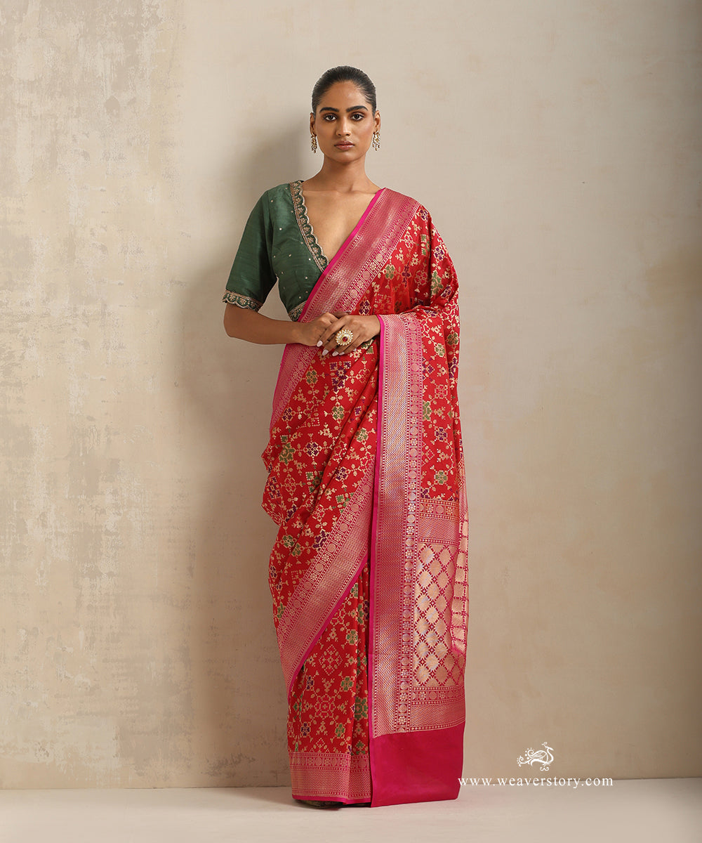 Red_Handloom_Pure_Katan_Silk_Banarasi_Patola_Saree_With_Zari_Border_WeaverStory_02