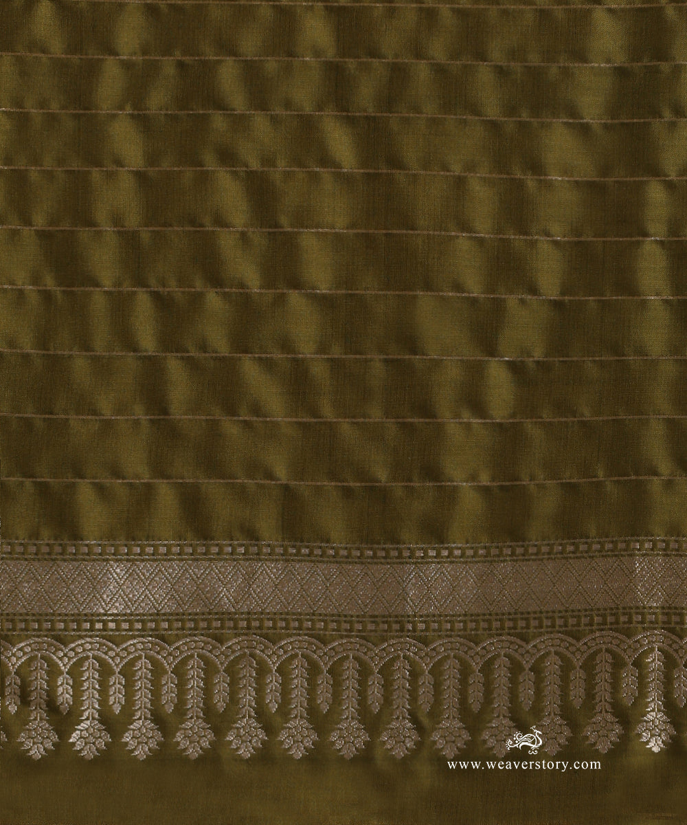 Olive_Handloom_Pure_Katan_Silk_Banarasi_Saree_With_Fancy_Kadhwa_Meenakari_Border_WeaverStory_05