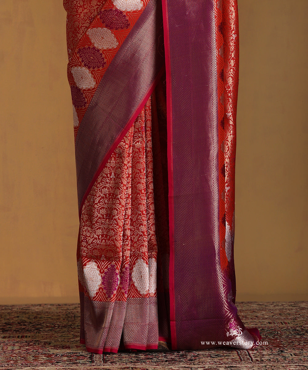 Handloom_Orange_Pure_Katan_Silk_Kimkhab_Banarasi_Saree_With_Purple_Zigzag_Border_WeaverStory_04