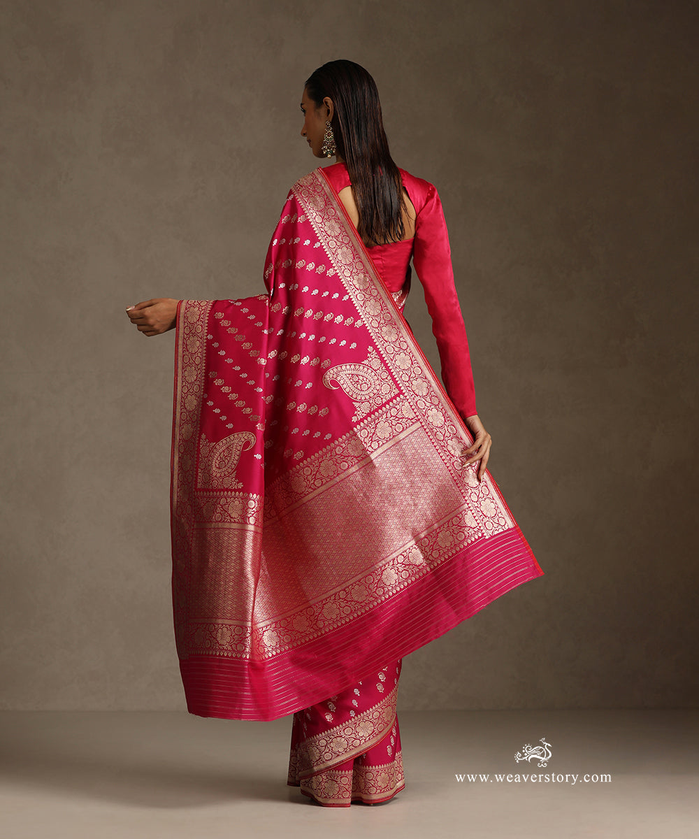 Rani_Pink_Handloom_Pure_Katan_Silk_Kadhwa_Banarasi_Saree_With_Sona_Rupa_Diagonal_Bel_WeaverStory_03