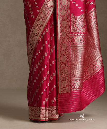 Rani_Pink_Handloom_Pure_Katan_Silk_Kadhwa_Banarasi_Saree_With_Sona_Rupa_Diagonal_Bel_WeaverStory_04