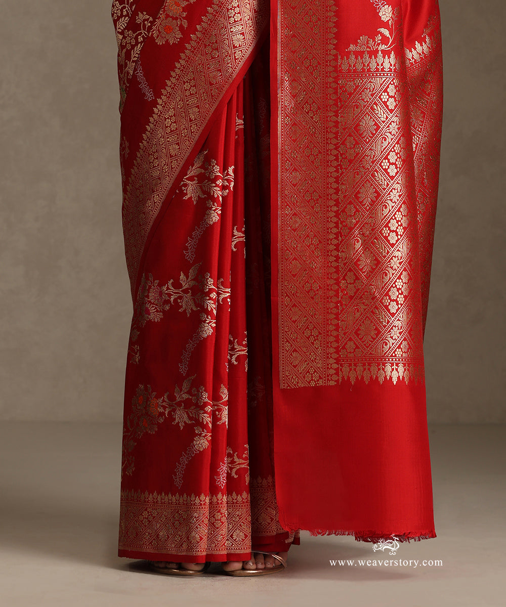 Handloom_Red_Pure_Katan_Silk_Kadhwa_Banarasi_Sona_Rupa_Jangla_Saree_With_Meenakari_WeaverStory_04