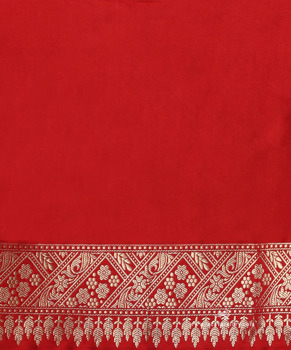 Handloom_Red_Pure_Katan_Silk_Kadhwa_Banarasi_Sona_Rupa_Jangla_Saree_With_Meenakari_WeaverStory_05