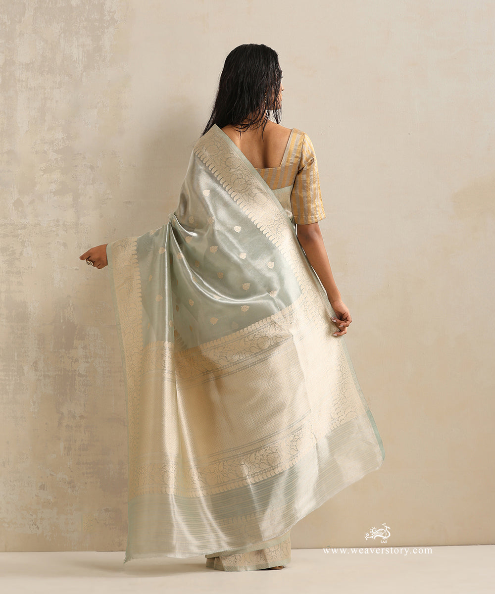 Handloom_Pastel_Green_Pure_Tissue_Silk_Banarasi_Saree_With_Kadhwa_Booti_WeaverStory_03