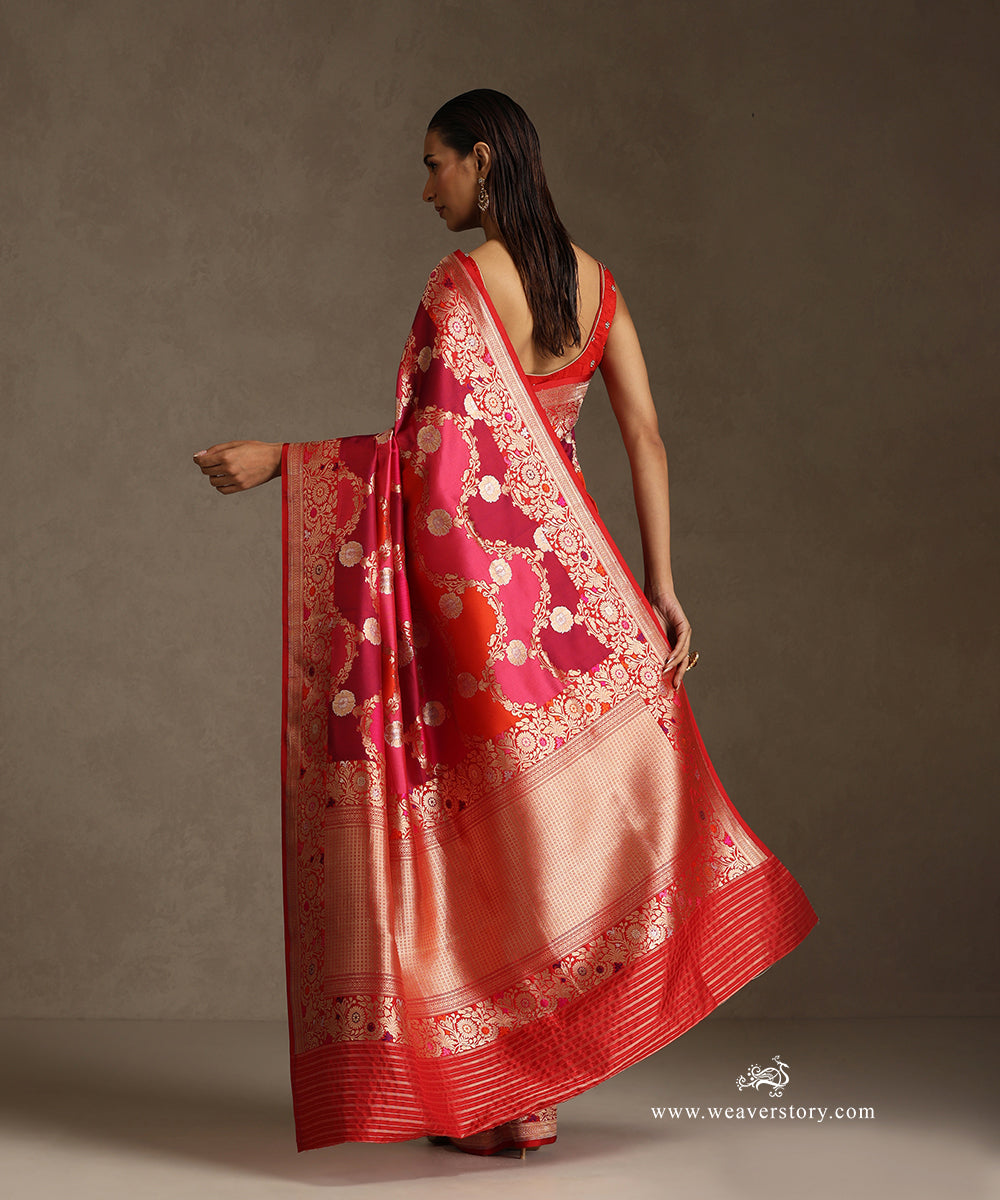Handloom_Pink_Pure_Katan_Silk_Rangkaat_Banarasi_Saree_With_Floral_Kadhwa_Jaal_WeaverStory_03
