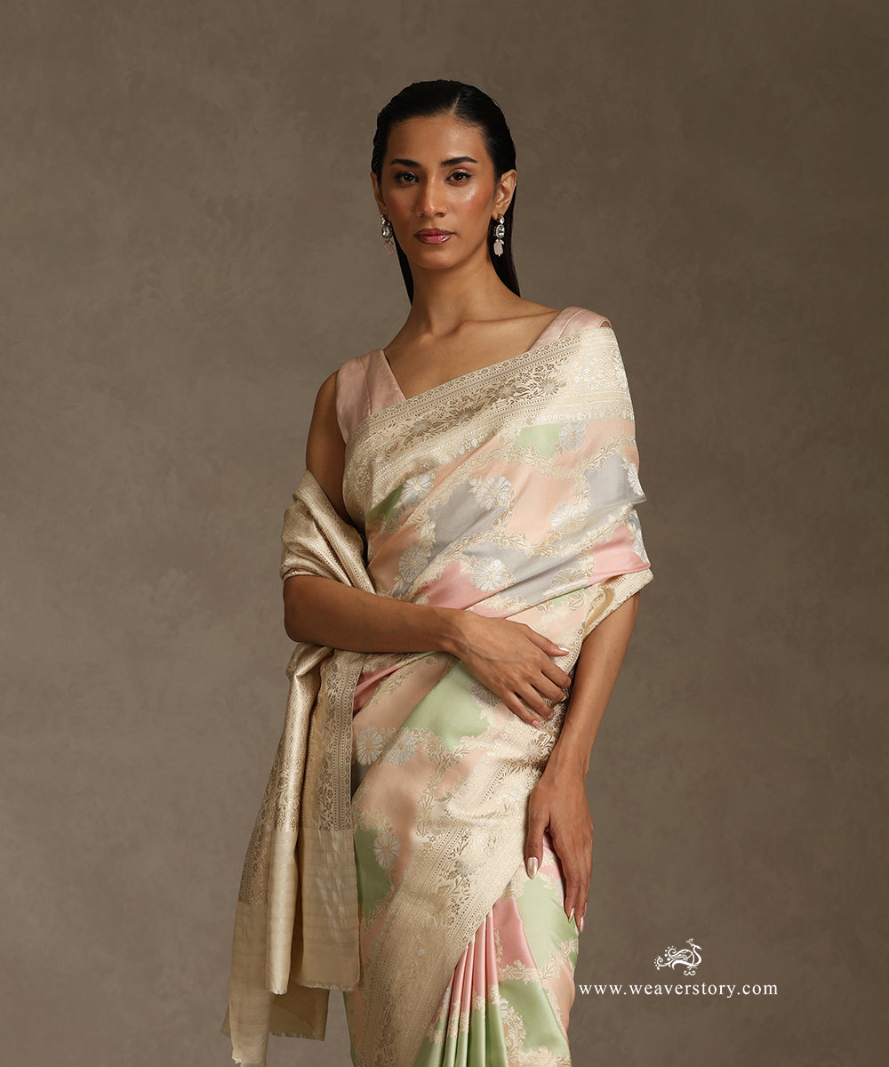 Handloom_Pastel_Pink_Pure_Katan_Silk_Rangkaat_Banarasi_Saree_With_Floral_Jaal_WeaverStory_01