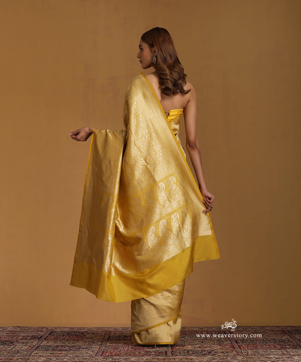 Handloom_Mustard_Pure_Katan_Silk_Kimkhab_Banarasi_Saree_WeaverStory_03