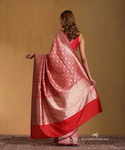 Red_Handloom_Pure_Katan_Silk_Kimkhab_Banarasi_Saree_With_Pink_Selvedge_WeaverStory_03