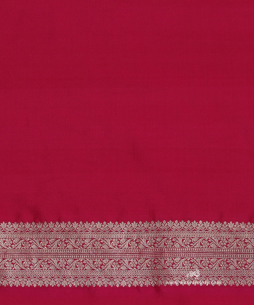 Red_Handloom_Pure_Katan_Silk_Kimkhab_Banarasi_Saree_With_Pink_Selvedge_WeaverStory_05