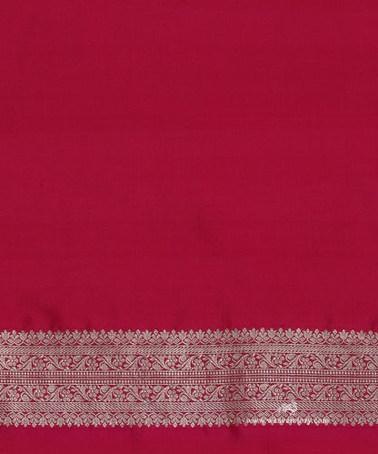 Red_Handloom_Pure_Katan_Silk_Kimkhab_Banarasi_Saree_With_Pink_Selvedge_WeaverStory_05