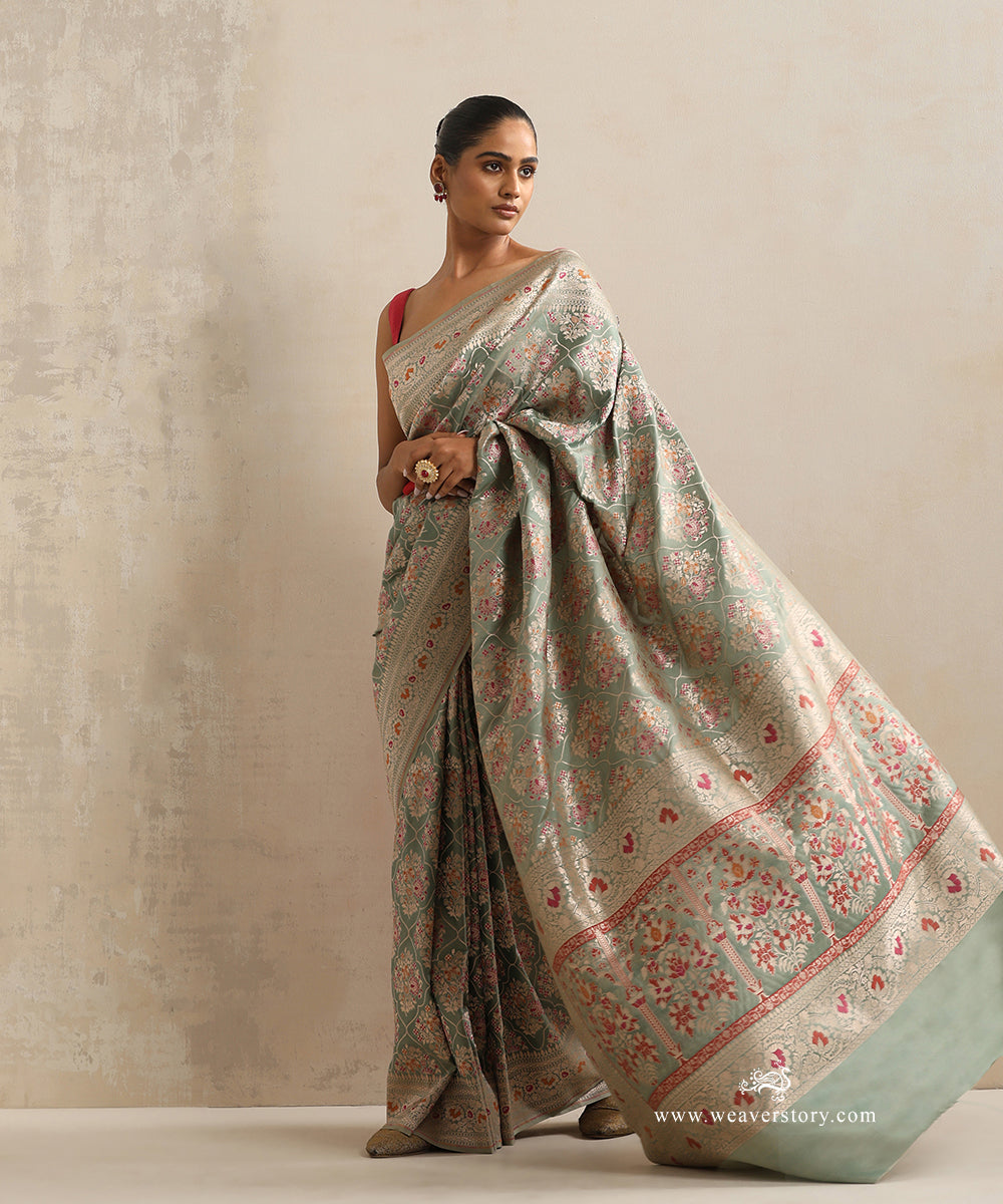 Handloom_Pista_Pure_Katan_Silk_Cutwork_Banarasi_Saree_With_Meenakari_Flower_Bunch_Jaal_WeaverStory_02