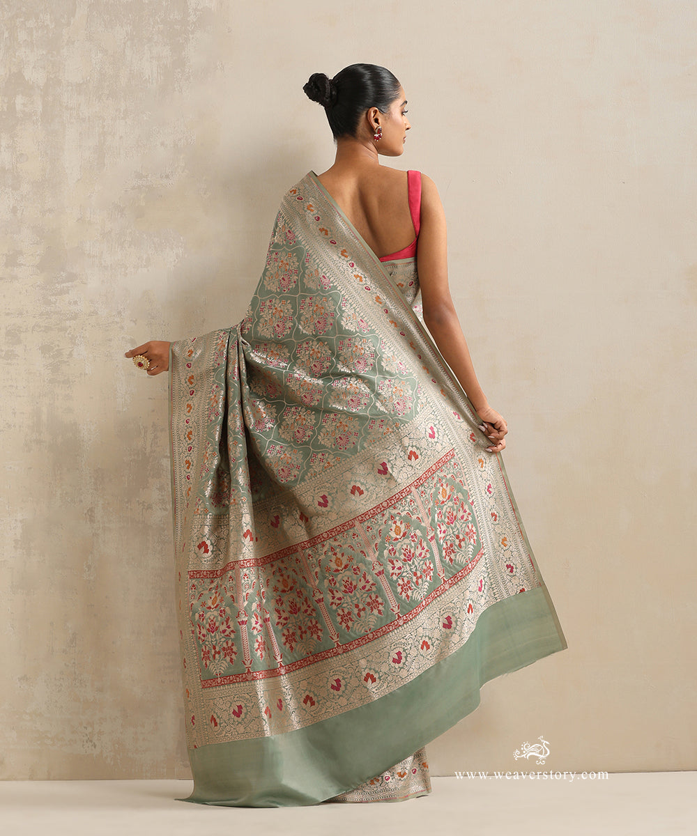 Handloom_Pista_Pure_Katan_Silk_Cutwork_Banarasi_Saree_With_Meenakari_Flower_Bunch_Jaal_WeaverStory_03