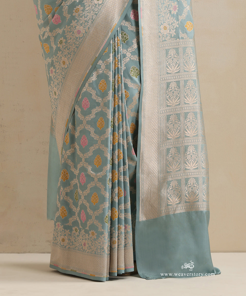 Handloom_Egg_Blue_Pure_Katan_Silk_Cutwork_Banarasi_Saree_With_Meenakari_Jaal_WeaverStory_04