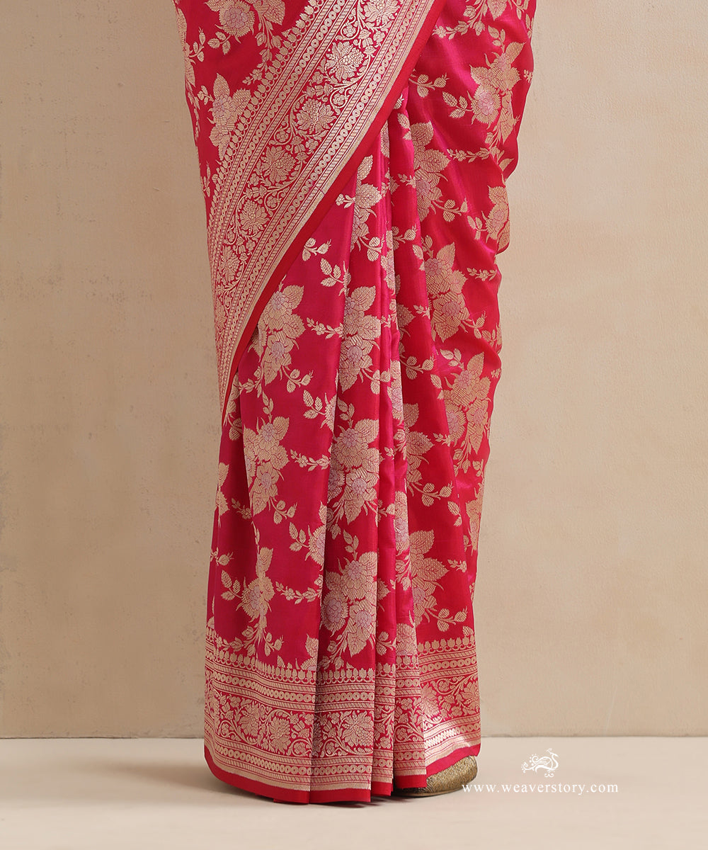 Hot_Pink_Handloom_Pure_Katan_Silk_Cutwork_Banarasi_Saree_With_Allover_Flower_Bunch_WeaverStory_04