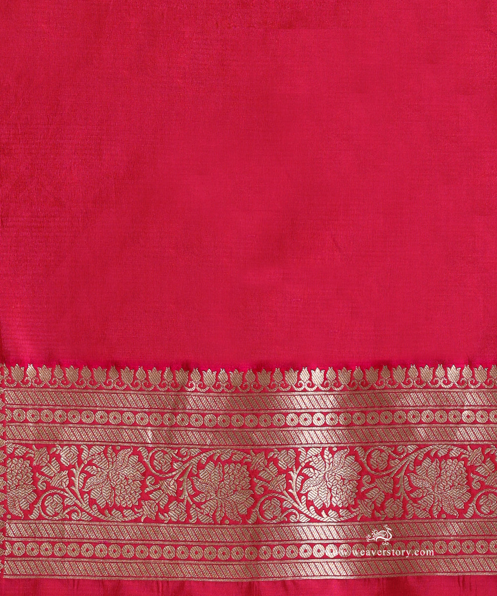 Hot_Pink_Handloom_Pure_Katan_Silk_Cutwork_Banarasi_Saree_With_Allover_Flower_Bunch_WeaverStory_05