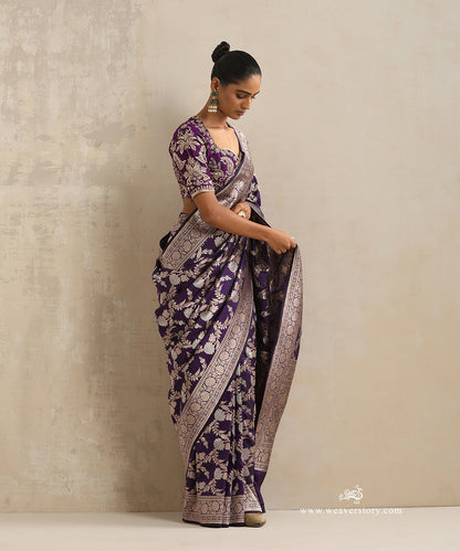 Violet_Handloom_Pure_Katan_Silk_Cutwork_Banarasi_Saree_With_Allover_Flower_Zari_Jaal_WeaverStory_02